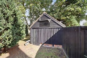 ST JOHNS ROAD- click for photo gallery